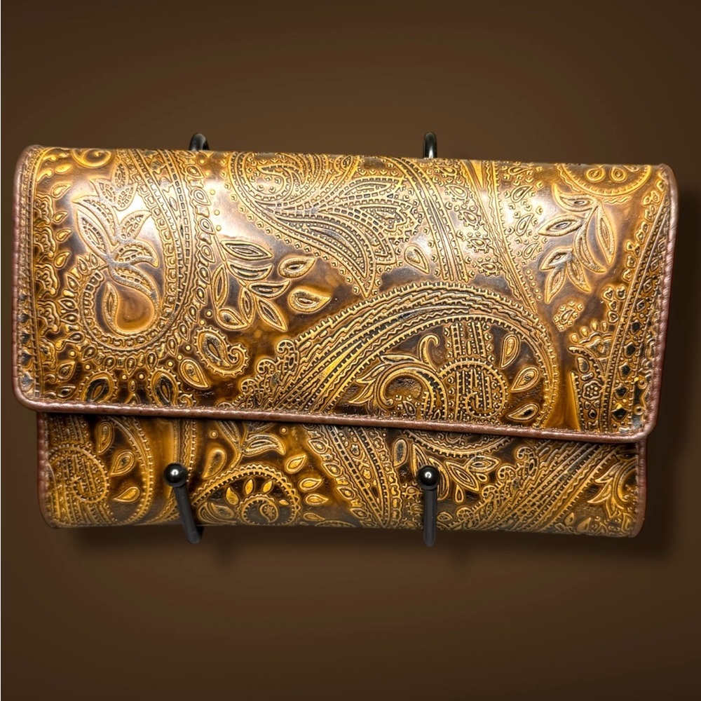 Relic by Fossil Embossed Vegan Wallet